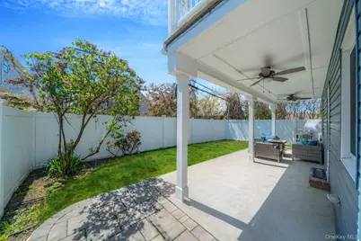 558 E Walnut Street, Long Beach, NY 11561 - Photo 5