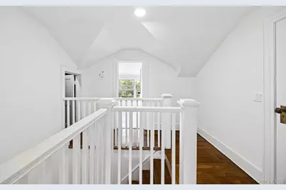 191 Cathedral Avenue, Hempstead, NY 11550 - Photo 19