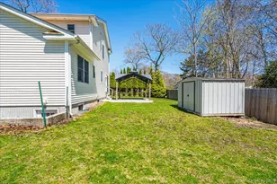 15a Sherman Ave, Hampton Bays, NY 11946 - Photo 23