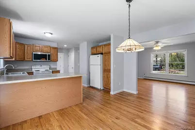 15A Sherman Avenue, Hampton Bays, NY 11946 - Photo 7