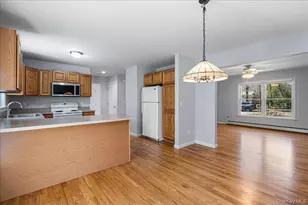 15a Sherman Ave, Hampton Bays, NY 11946 - Photo 7