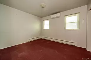 40 Deforest Ave, West Islip, NY 11795 - Photo 13
