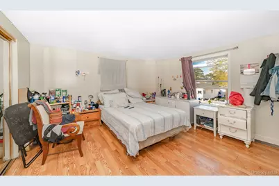 15 S 27th Street, Wyandanch, NY 11798 - Photo 11