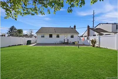10 Gardner Avenue, Hicksville, NY 11801 - Photo 29
