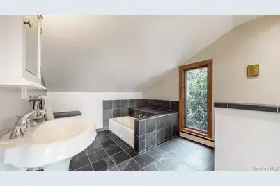 376 Abbey Road, Mount Tremper, NY 12457 - Photo 23
