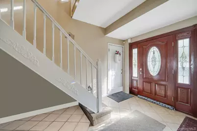 37 Marc Drive, Ridge, NY 11961 - Photo 9