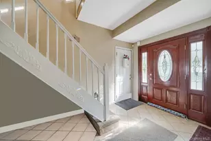 37 Marc Dr, Ridge, NY 11961 - Photo 9