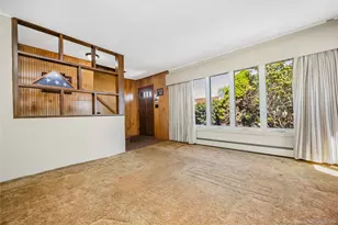 2646 Beech St, East Meadow, NY 11554 - Photo 7