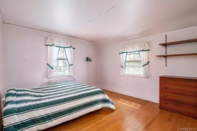 108 Charles Street, Mineola, NY 11501 - Photo 15