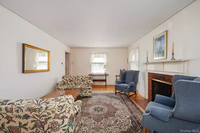 108 Charles Street, Mineola, NY 11501 - Photo 5