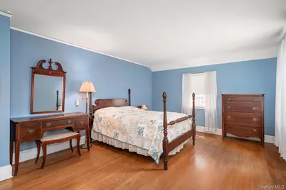 108 Charles Street, Mineola, NY 11501 - Photo 19