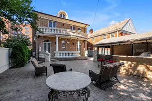 72-07 112th St, Forest Hills, NY 11375 - Photo 27