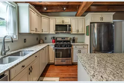 24 E Market Street, Hyde Park, NY 12538 - Photo 13