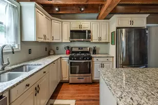 24 E Market St, Hyde Park, NY 12538 - Photo 13