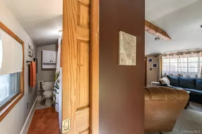 24 E Market Street, Hyde Park, NY 12538 - Photo 19