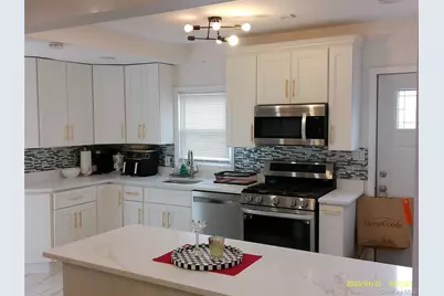 12128 194th Street, Springfield Gardens, NY 11413 - Photo 5