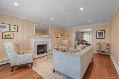 6 Maple Avenue, Locust Valley, NY 11560 - Photo 3