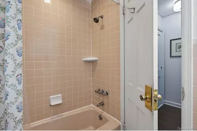 1061 Clay Avenue, Pelham, NY 10803 - Photo 29