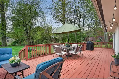 1061 Clay Avenue, Pelham, NY 10803 - Photo 35