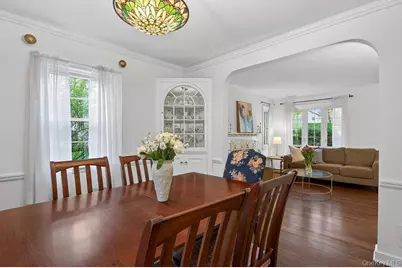 1061 Clay Avenue, Pelham, NY 10803 - Photo 9