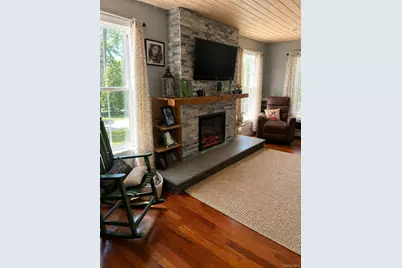 533 Montauk Highway, Westhampton Beach, NY 11978 - Photo 7