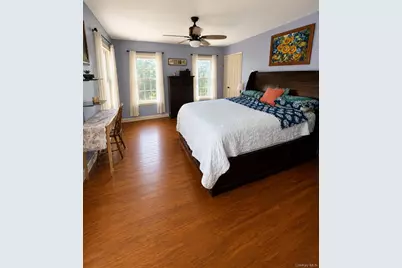 533 Montauk Highway, Westhampton Beach, NY 11978 - Photo 13