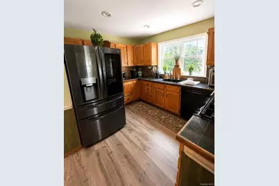 533 Montauk Highway, Westhampton Beach, NY 11978 - Photo 3