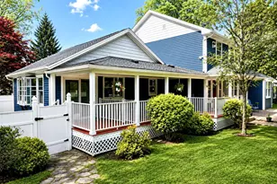 8 Oak Dr, New Windsor, NY 12553 - Photo 3