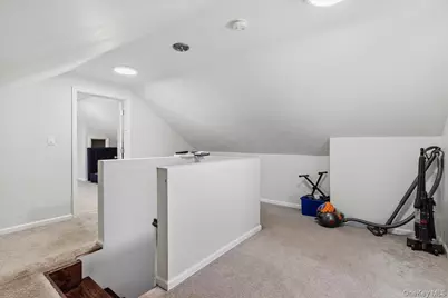 369 Island Avenue, Woodmere, NY 11598 - Photo 15