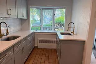 369 Island Ave, Woodmere, NY 11598 - Photo 9