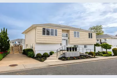 2756 Barbara Road, Bellmore, NY 11710 - Photo 5