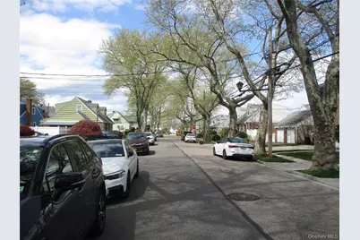 167 Roosevelt Avenue, Mineola, NY 11501 - Photo 3