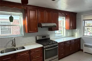 50-27 192nd St, Fresh Meadows, NY 11365 - Photo 9