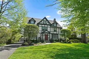 240 Monterey Ave, Pelham, NY 10803 - Photo 3