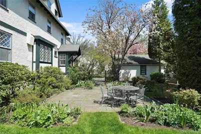 240 Monterey Avenue, Pelham, NY 10803 - Photo 31