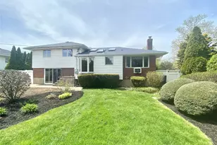 7 Byfield Pl, Melville, NY 11747 - Photo 21