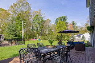 58 Cherry Ln, Smithtown, NY 11787 - Photo 39