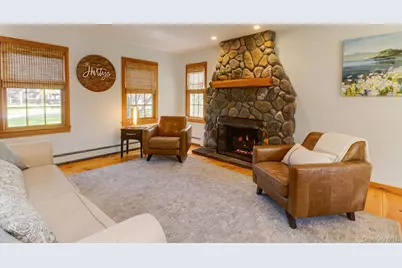 58 Cherry Lane, Smithtown, NY 11787 - Photo 11