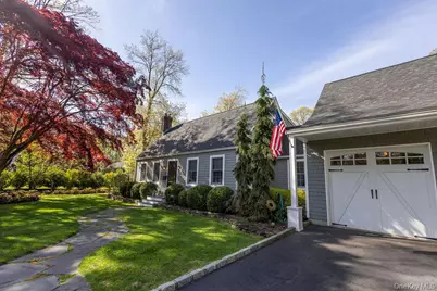 58 Cherry Lane, Smithtown, NY 11787 - Photo 3