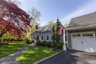 58 Cherry Ln, Smithtown, NY 11787 - Photo 3