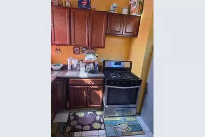 124 S 11th Avenue, Mount Vernon, NY 10550 - Photo 9