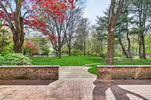 1 Vivian Pl, Montebello, NY 10901 - Photo 21
