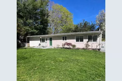 531 Montauk Highway, Westhampton Beach, NY 11978 - Photo 1