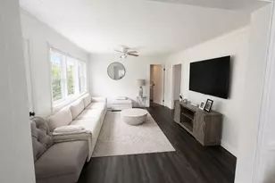 531 Montauk Hwy, Westhampton Beach, NY 11978 - Photo 5