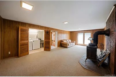 202 N Hickory Street, Massapequa, NY 11758 - Photo 13