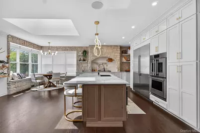 237 South Mountain Road, New City, NY 10956 - Photo 9