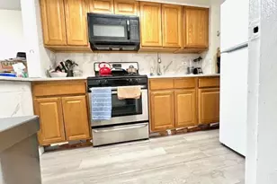 222-89 Braddock Ave, Bellerose, NY 11428 - Photo 17