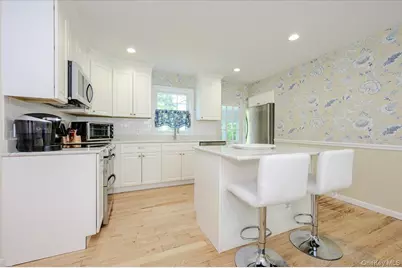 427 Westminster Road, Rockville Centre, NY 11570 - Photo 13