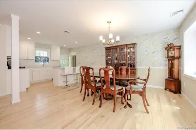 427 Westminster Road, Rockville Centre, NY 11570 - Photo 7