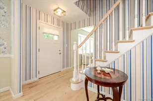 427 Westminster Rd, Rockville Centre, NY 11570 - Photo 3